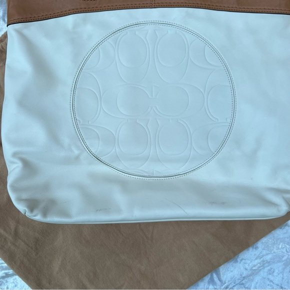 Coach Laura Signature Jacquard Leather Shoulder Bag - Picture 3 of 8